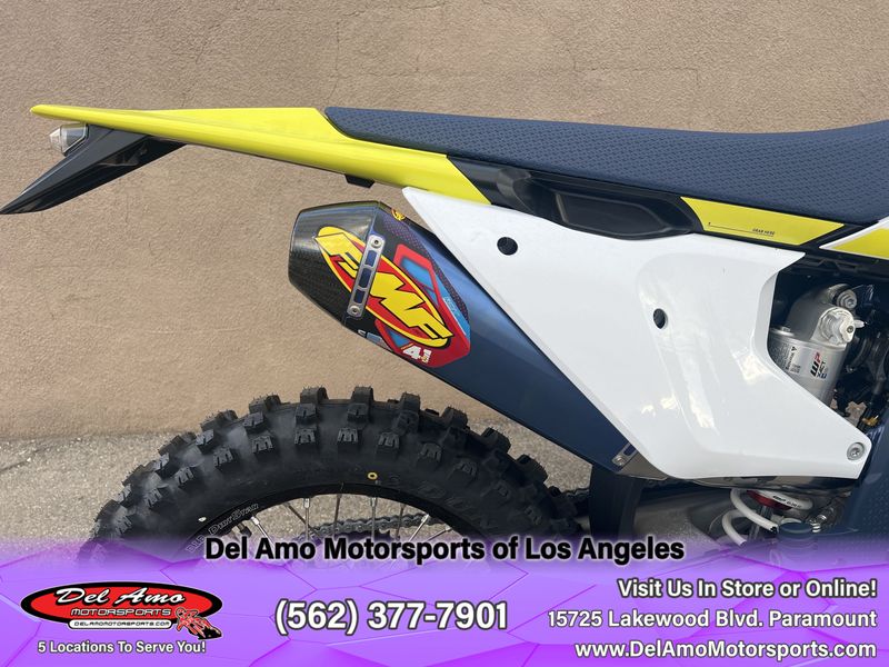 2024 HUSQVARNA FE 350S  in a WHITE exterior color. Del Amo Motorsports of Los Angeles (562) 262-9181 delamomotorsports.com 