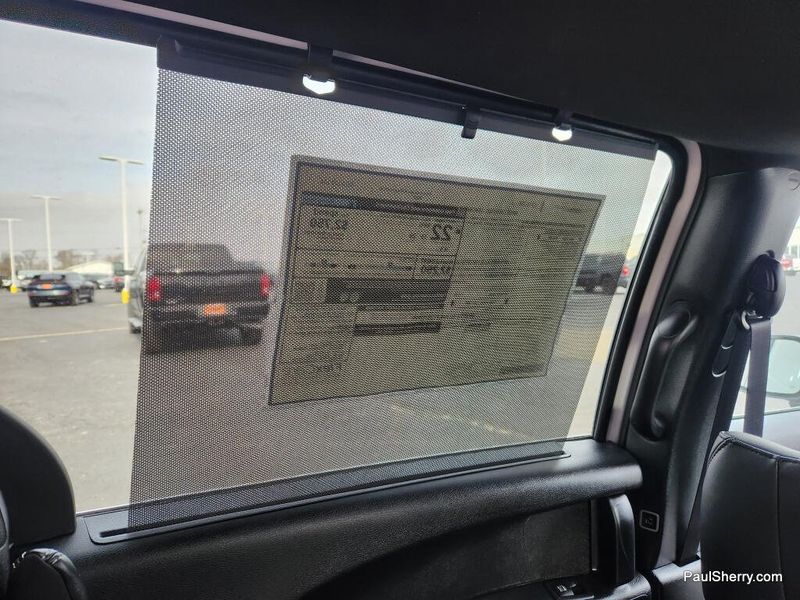 New 2026 Chrysler Voyager LX