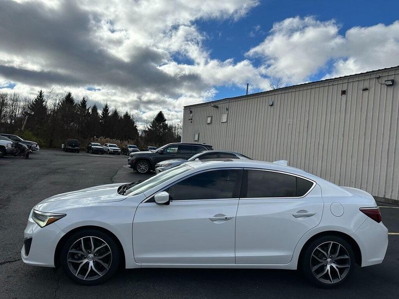 2019 Acura ILX Technology PackageImage 9