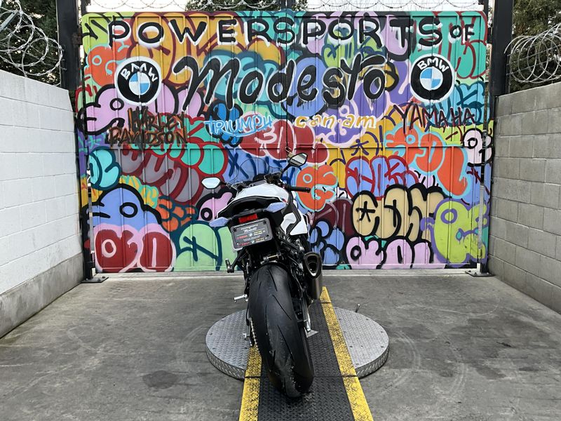 New 2026 BMW S 1000 RR Image 6