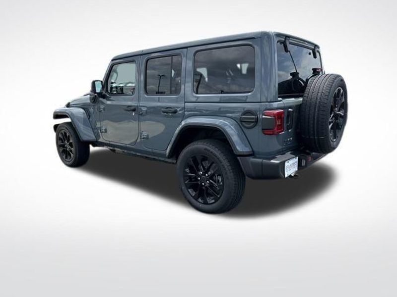2025 Jeep Wrangler 4-door Sahara 4xe
