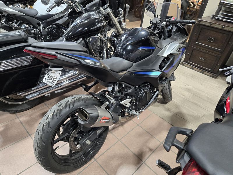 USED 2025 KAWASAKI NINJA 500 SE ABS Image 4