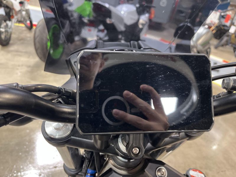 Used 2024 Suzuki SV650 ABS Image 11