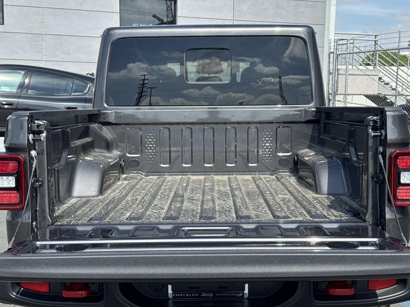 New 2026 Jeep Gladiator Rubicon 4x4