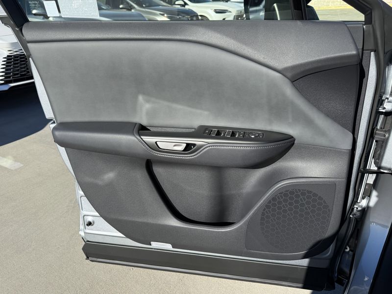 New 2026 Lexus RZ 350eImage 16