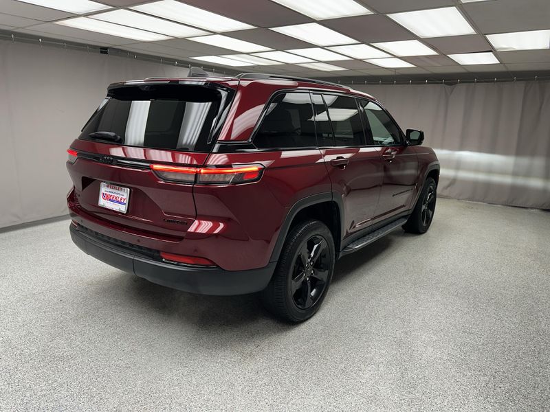 Used 2025 Jeep Grand Cherokee LimitedImage 19