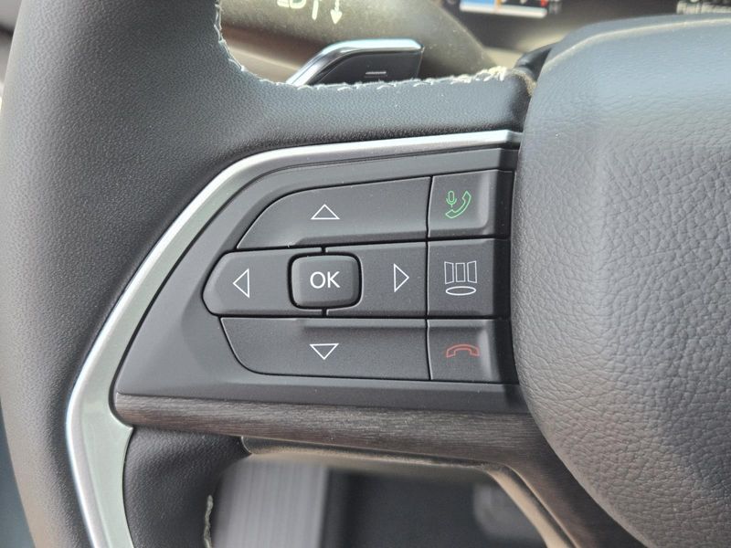 New 2026 Jeep Grand Cherokee Limited 4x2