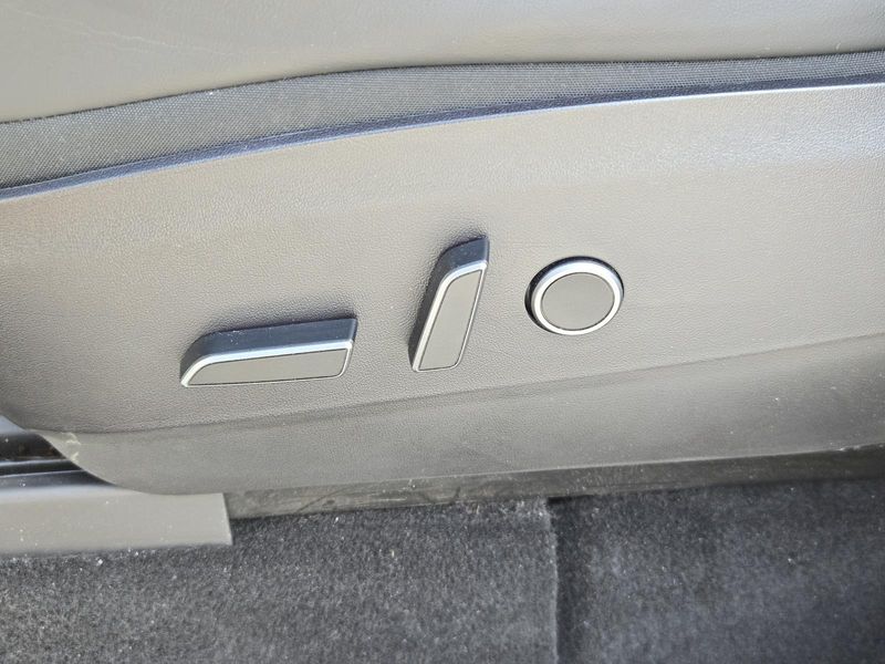 Used 2022 Tesla Model Y Performance AWD