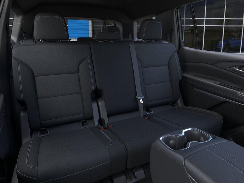 New 2026 Chevrolet Traverse FWD LTImage 17