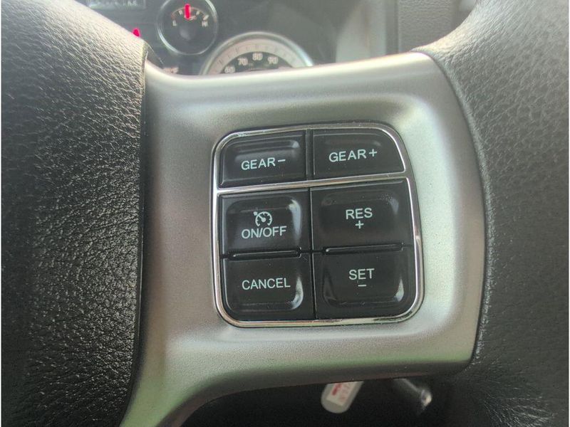 2023 RAM 1500 Classic SLTImage 21