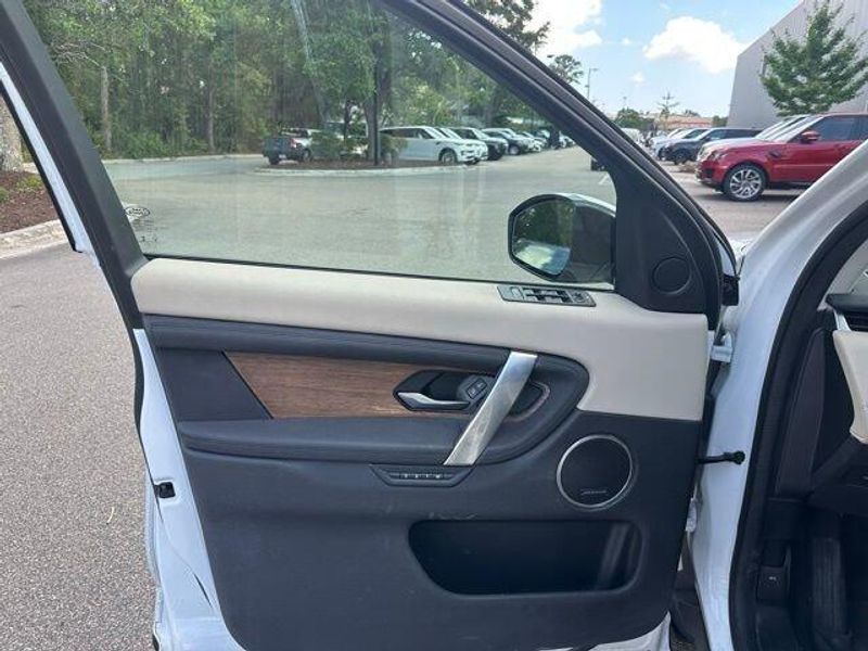 2020 Land Rover Discovery Sport SE