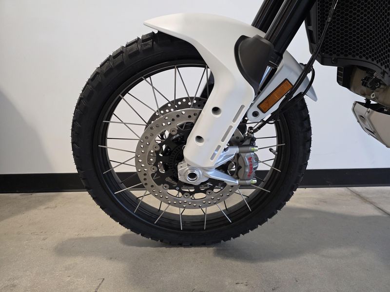 2025 Ducati DesertX Rally
