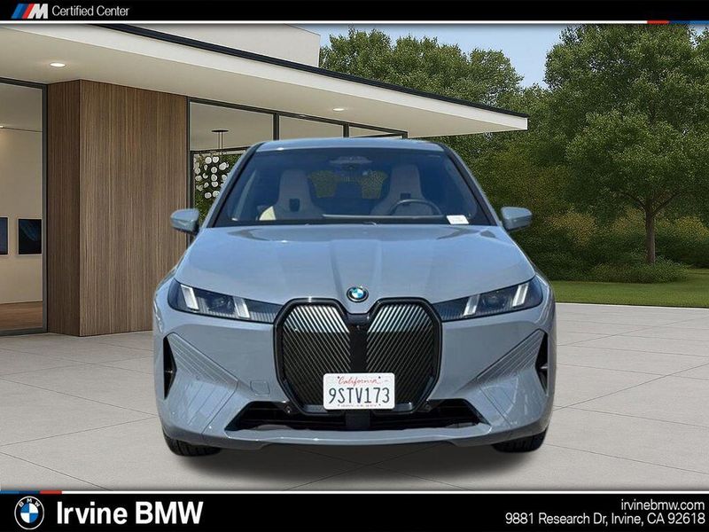 Used 2026 BMW iX xDrive45Image 4