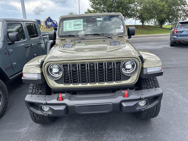 New 2025 Jeep Gladiator Rubicon X 4x4Image 2