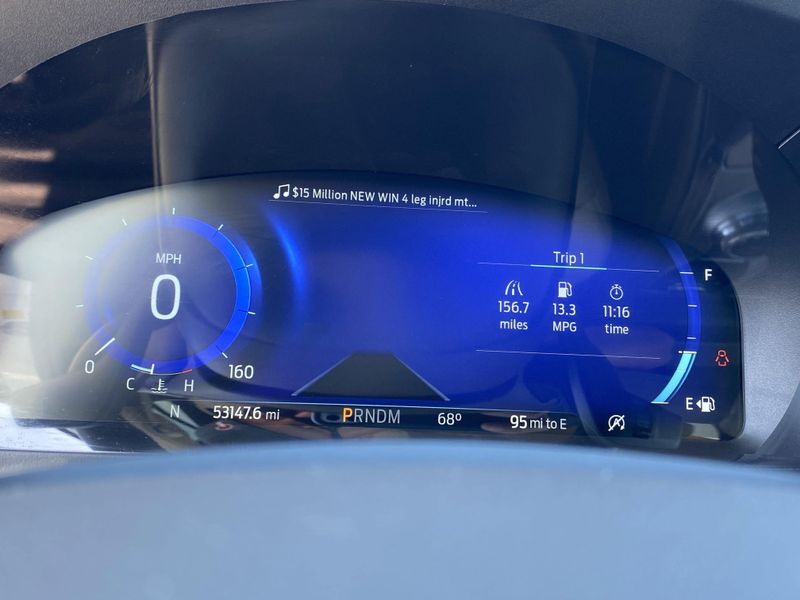 2020 Ford Explorer PlatinumImage 30