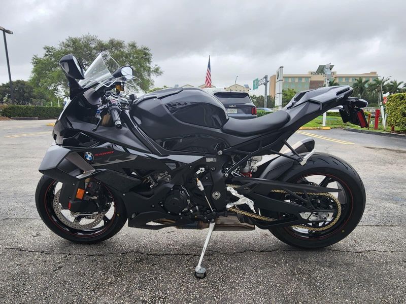 2026 BMW S 1000 RRImage 5