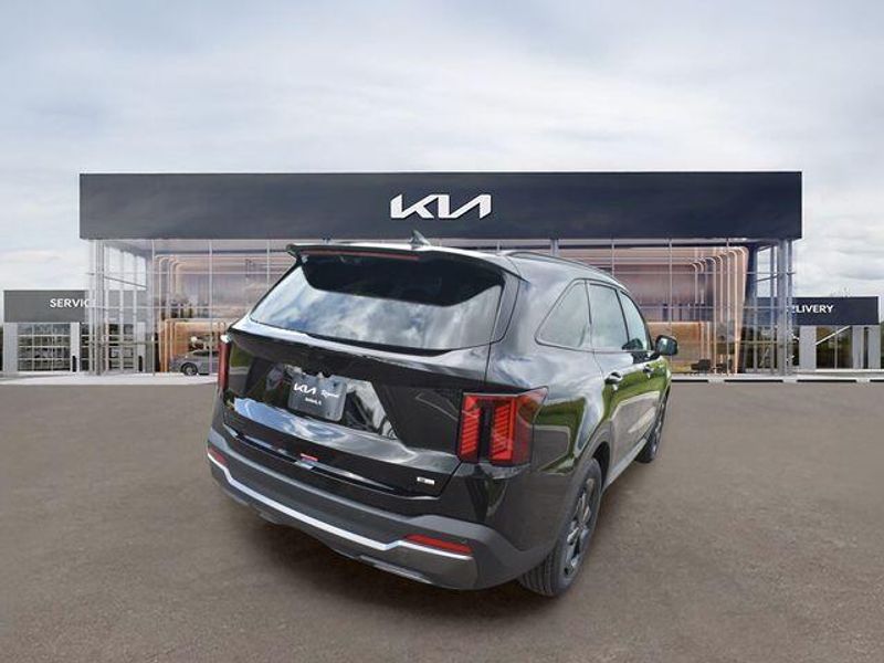 New 2026 Kia Sorento Hybrid X-Line SX PrestigeImage 4