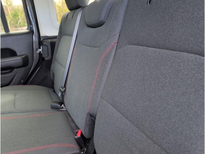 Used 2024 Jeep Wrangler RubiconImage 34