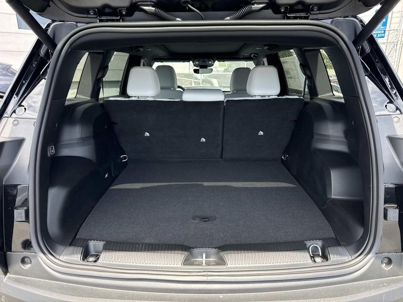 New 2026 Jeep Cherokee Limited 4x4