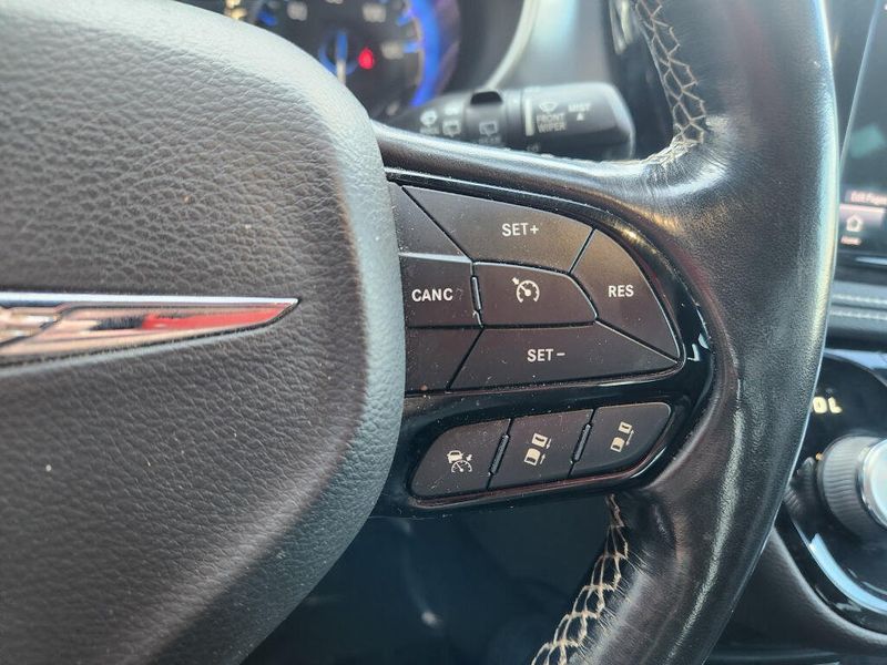 Used 2021 Chrysler Pacifica Touring L S