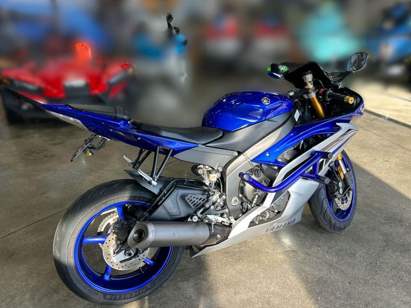 Used 2016 Yamaha YZF-R6 Image 14