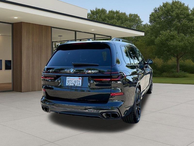 Used 2026 BMW X7 M60iImage 9