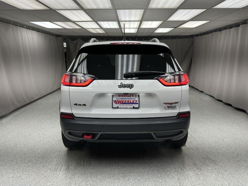 Used 2020 Jeep Cherokee TrailhawkImage 3