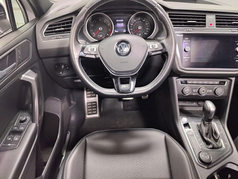 Used 2021 Volkswagen Tiguan SE AWD R-Line Black w/SunroofImage 20