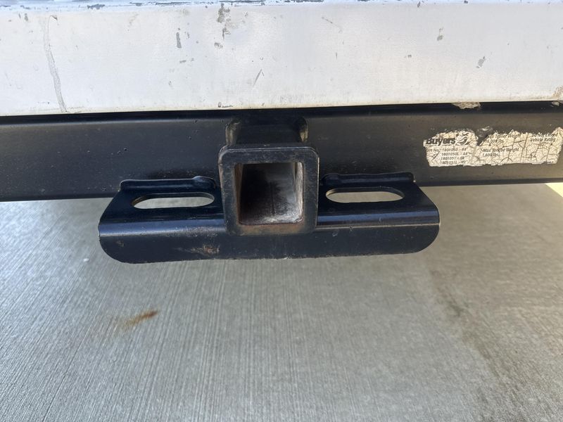 Used 2017 Chevrolet Express Cutaway Image 9