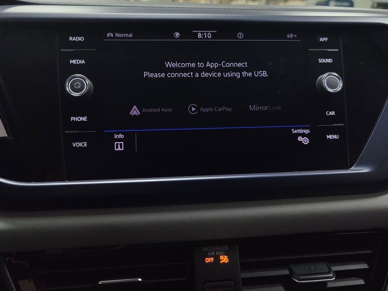 2022 Volkswagen Taos SE 4-Motion AWD w/SunroofImage 19