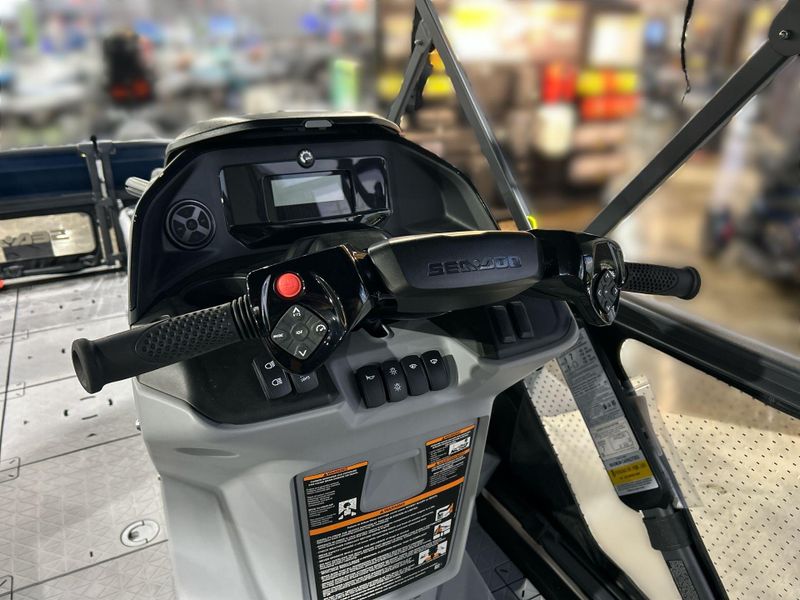 2024 Sea-Doo 44RAT2RF  in a MARINE BLUE exterior color. Del Amo Motorsports of Redondo Beach (424) 304-1660 delamomotorsports.com 