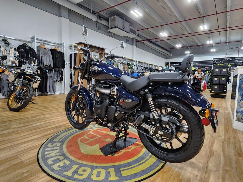 New 2024 Royal Enfield METEOR 350 Image 6