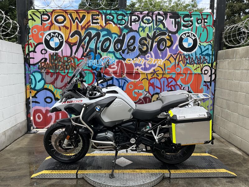 Used 2016 BMW R 1200 GS Adventure Image 1