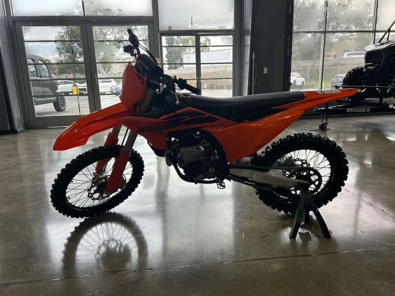 New 2027 KTM 450 SX-F Image 15