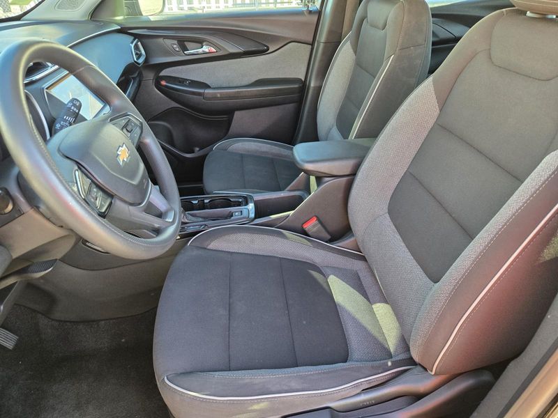 Used 2023 Chevrolet Trailblazer FWD 4dr LS