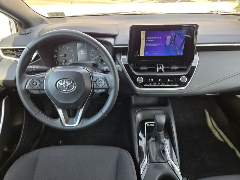 Used 2025 Toyota Corolla SE CVT (Natl)