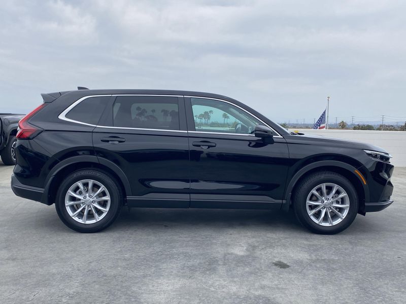 Used 2025 Honda CR-V EX-LImage 3
