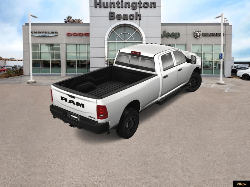 2025 RAM 3500 Tradesman Crew Cab 4x4 Long BoxImage 4