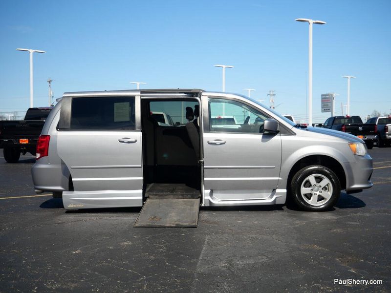 Used 2013 Dodge Grand Caravan SXT
