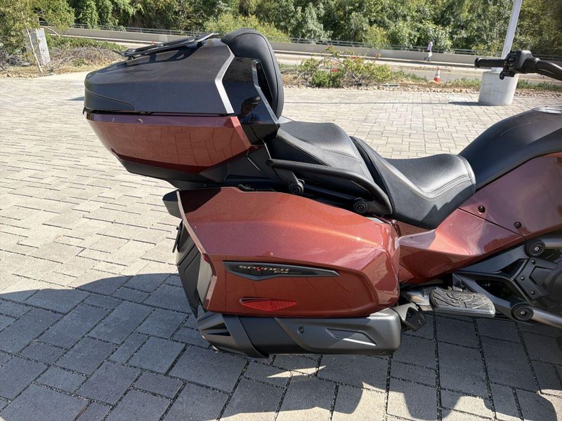 New 2026 Can-Am SPYDER F3 LIMITED SPECIAL SERIES (SE6) Image 21
