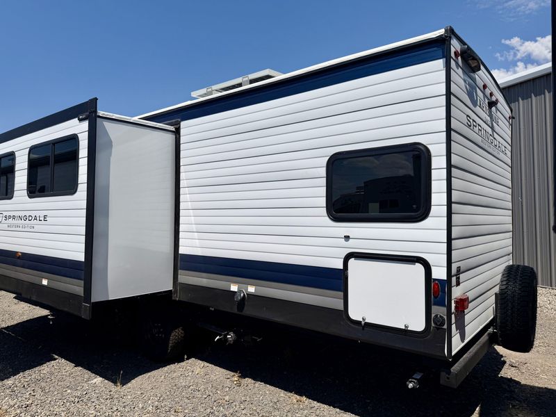 New 2027 KEYSTONE Springdale 2880BRSWEImage 3