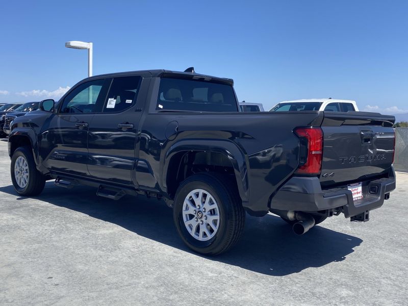 New 2025 Toyota Tacoma SR5Image 5
