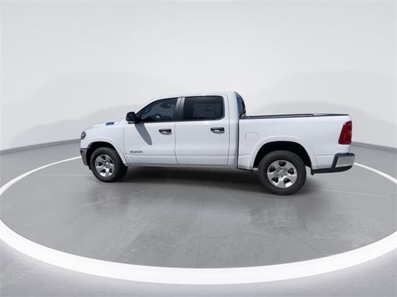 2025 RAM 1500 Big Horn Crew Cab 4x4 5