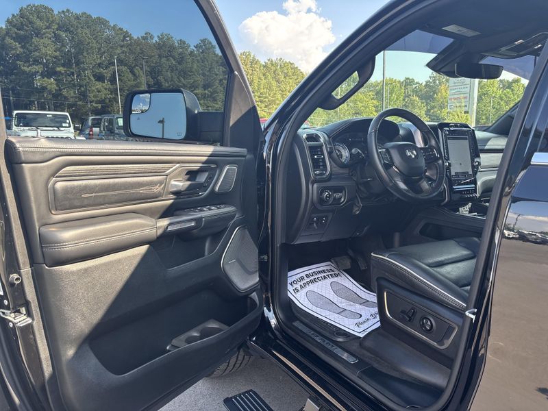 Used 2020 RAM 1500 LimitedImage 13