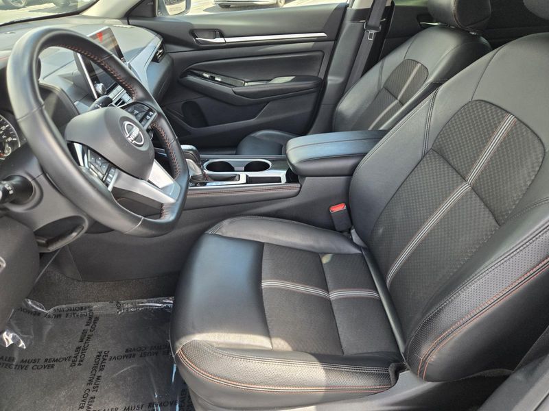 Used 2025 Nissan Altima SR FWD