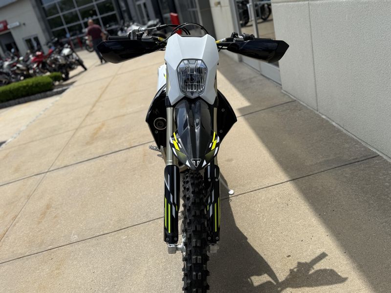 2026 Triumph TF250EImage 4