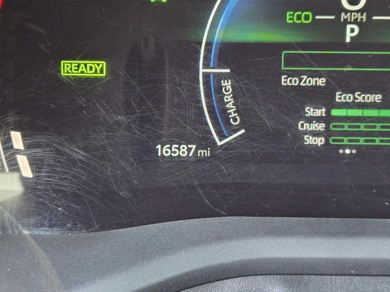 Used 2025 Toyota Camry SE (Natl)