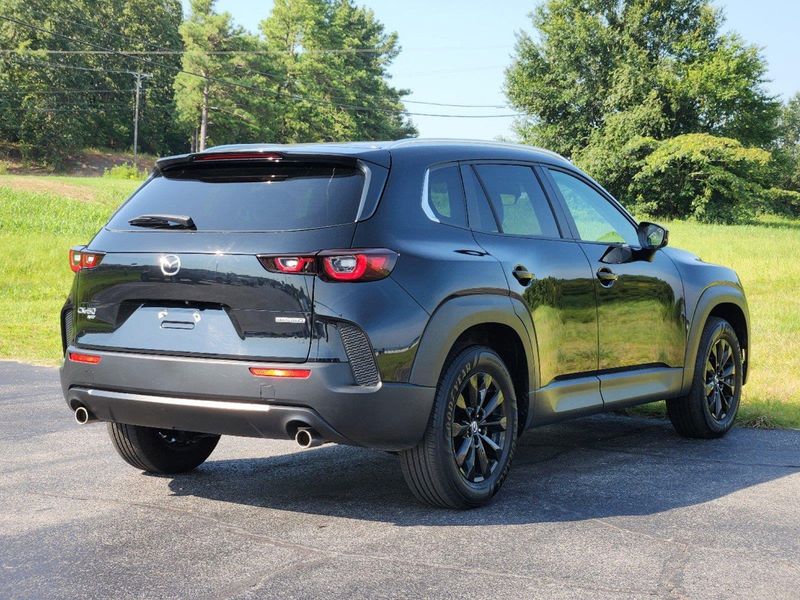 2024 Mazda CX-50 2.5 S PREFERRED PImage 4