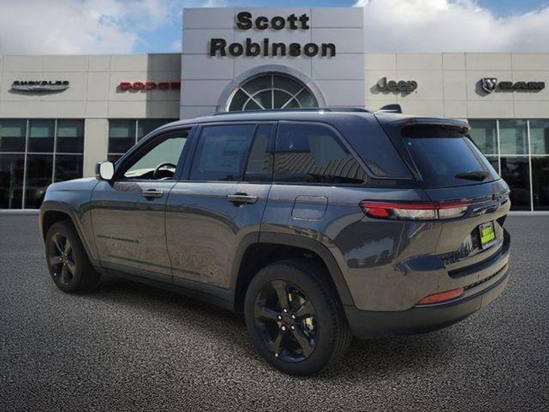 New 2026 Jeep Grand Cherokee Limited 4x4