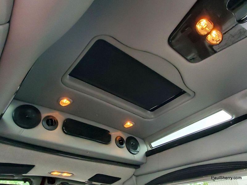 Used 2024 Chevrolet Express Cargo Image 23